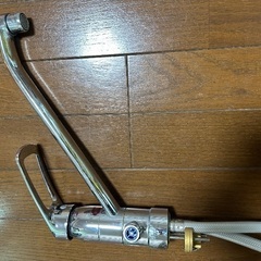 KAKUDAI 117-061 シングルレバー混合栓（分水孔つき）の画像