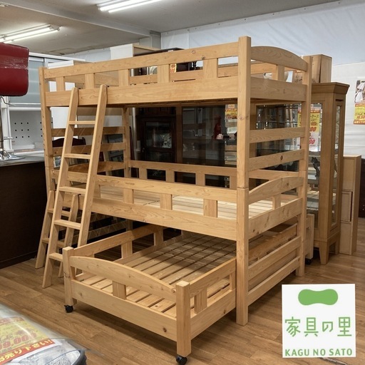 ジモティー限定価格！S715 ⭐ 家具の里 ひのき親子３段ベッド 下段キャスター付き 幅99cm USED 綺麗