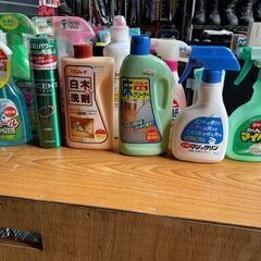 ★ 1個110円 ★ 圧縮袋 ネット ラップ アルミホイル 洗剤 トップ デントヘルス 美容液 ハンドソープ 食器洗剤 ミューズ マジックリン ルック おふろの洗剤 消臭スプレー キレイキレイ 育毛剤 マイペット 殺虫剤 トイレクリーナー 等の画像