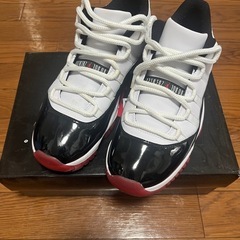 NIKE AIR JORDAN 11ジムレッドの画像