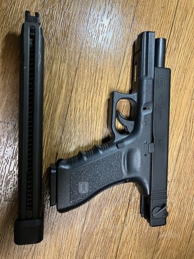 東京マルイ  ガスブローバック グロック18C ロングマガジンセット