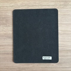 ELECOM マウスパッド レーザー&光学式マウス対応(ブラック) MP-113BKの画像