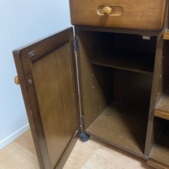 TOCOM キャスター付きサイドボードの画像