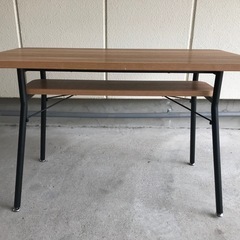 テーブルの画像