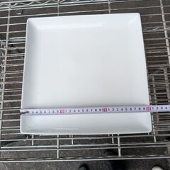 角皿30cm　8枚ありますの画像