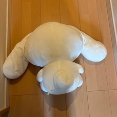 シナモロール　巨大ぬいぐるみの画像
