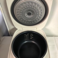 天）257.23年製　TIGER マイコン炊飯ジャー JBH-G102の画像