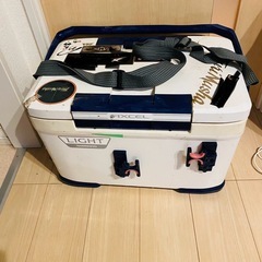 シマノクーラーボックスの画像