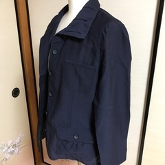 濃紺　ジャケット　サラッと　薄手