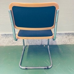 スタッキングチェア　在庫6脚　会議椅子　ミーティングチェア　中古オフィス家具の画像