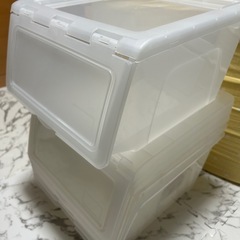 収納ボックスの画像