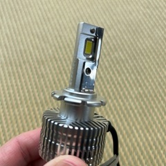 HID屋　LEDヘッドライト　D4R 専用　6500Kホワイト　35W２本セット　新品未使用の画像
