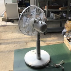 アイリスオーヤマ 扇風機　AMT-KC30 2021年製の画像