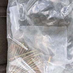 薪だなの屋根：オンデュリン2枚と専用の釘とキャップのセットの画像
