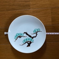松竹梅のお皿3枚セット　未使用品です！の画像