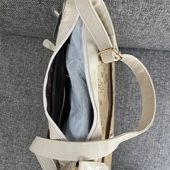 CREAショルダーバッグの画像
