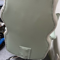 ゲーミングチェアの画像