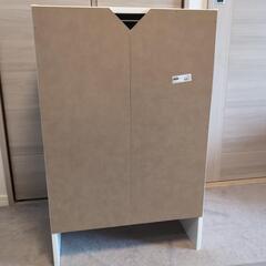 IKEA　BAGGEBO バッゲボー キャビネット 扉付 ホワイトの画像