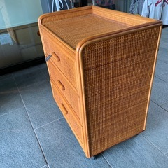 ★店舗買取、出張買取実施中★ラタン引き出し付き3段チェスト　キャスター付き　籐家具　キャビネット　収納家具　棚　の画像