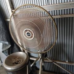 業務用扇風機の画像
