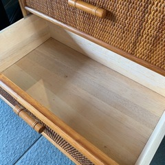 ★店舗買取、出張買取実施中★ラタン引き出し付き3段チェスト　キャスター付き　籐家具　キャビネット　収納家具　棚　の画像
