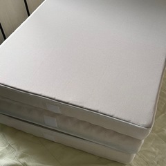 折り畳みマットレス　シングル　2枚の画像