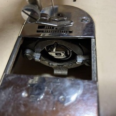 SINGER 192 職業用ミシンの画像