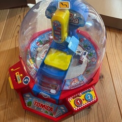 トミカ　クレーンゲームの画像