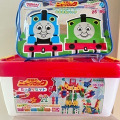 ニューブロック 280個＋トーマスパズルの画像