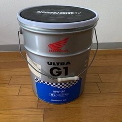 バイクオイル缶の椅子の画像