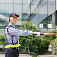 未経験歓迎×シニア活躍中！日払いOK◎警備スタッフ募集／週2日〜OK！の画像