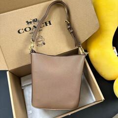 COACH ウィロー ソフト バケットバッグの画像