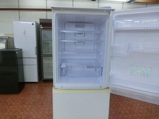 ID 252431　シャープ３ドア　356L　黄ばみあり　２０１９年製　SJ-GE36E-W