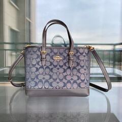 COACH モリー トートバッグの画像