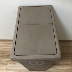 45ℓ ゴミ箱の画像