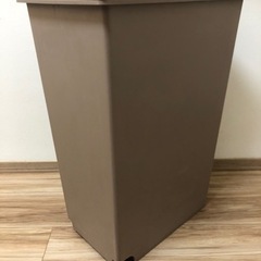 45ℓ ゴミ箱の画像