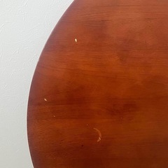 折りたたみ式ローテーブル(直径70cm × 高さ30.5cm)の画像