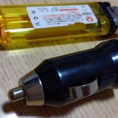 300円　新品未使用　USBポート　シガーソケット　小型　動作確認の画像