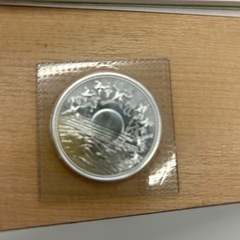 大幅値下げ！…天皇陛下即位50年記念　鶴と太陽 銀貨 大幅値下げ！…天皇陛下即位50年記念 鶴と太陽 銀貨