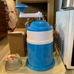 ★店舗買取、出張買取実施中★かき氷器　手動　水色の画像
