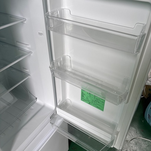 近隣配達設置無料　YAMADA SELECT 冷蔵庫 YRZ-F17J