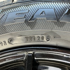 セレナc26スタッドレスタイヤ　195/65/Ｒ15シュナイダーMIDの画像