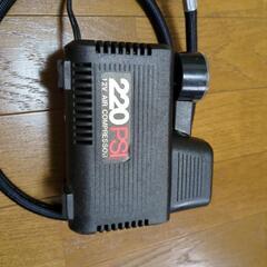 12V エアコンプレッサーの画像