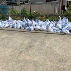 残土、残石欲しい方、無料であげますの画像