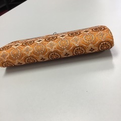 和柄　刺繍　がま口　財布　小物入れ　オレンジの画像