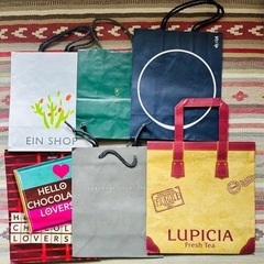 有名ブランド、ショップ紙袋大小約65枚⭐︎超美品⭐︎レア店舗含むの画像