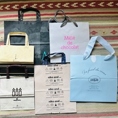 有名ブランド、ショップ紙袋大小約65枚⭐︎超美品⭐︎レア店舗含むの画像