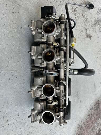 nc39 CB400SF 純正キャブ