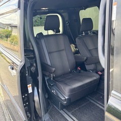 ヴォクシー　煌Ⅱ(ブラック)✨7人乗　車検1年以上の画像