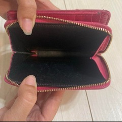 【値下げ相談可】ysl 二つ折り財布 ピンクの画像